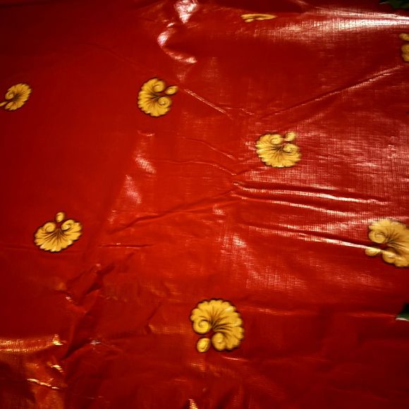 Trim A Home Christmas Vinyl Tablecloth 52" X 102" Flannel Back Holly Poinsettia - Picture 7 of 12